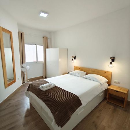 Precioso Apartamento Junto Al Casco Historico Malaga Luaran gambar