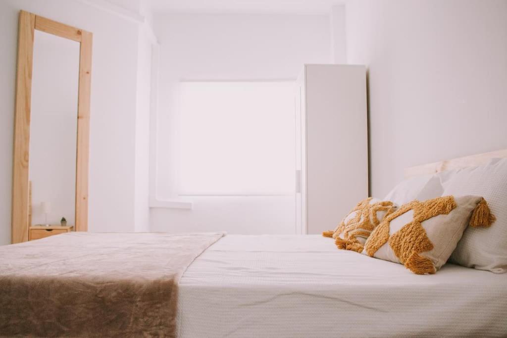 Precioso Apartamento Junto Al Casco Historico Malaga Luaran gambar